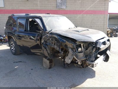 JTEBU5JR1H5****** 2017 Toyota 4Runner