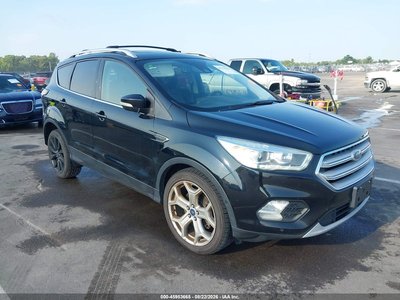 1FMCU9J96JU****** 2018 Ford Escape
