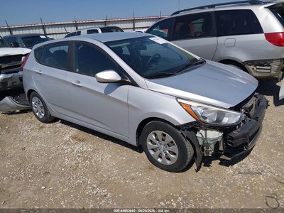 KMHCT5AE5HU****** 2017 Hyundai Accent