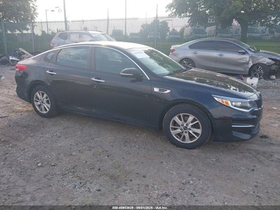 5XXGT4L3XJG****** 2018 Kia Optima
