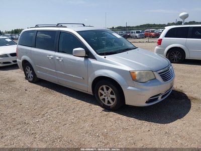 2A4RR5DG3BR****** 2011 Chrysler Town & Country
