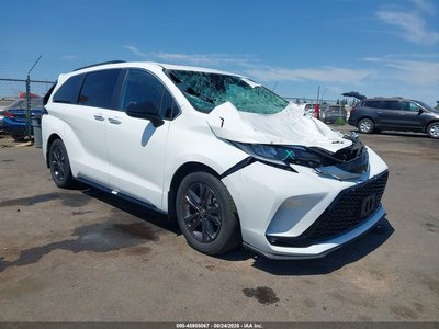 2024 Toyota Sienna Hybrid