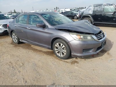 1HGCR2F38FA****** 2015 Honda Accord