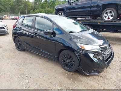 3HGGK5H63JM****** 2018 Honda Fit