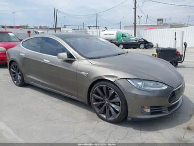 5YJSA1E2XFF****** 2015 Tesla Model S