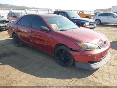 JTDBE32K520****** 2002 Toyota Camry