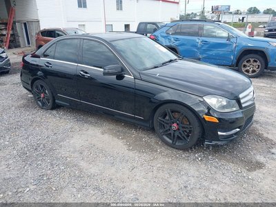 WDDGF8AB4DA****** 2013 Mercedes-Benz C 300