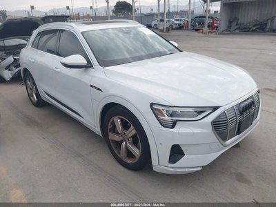 WA1LAAGE8KB****** 2019 Audi E-tron