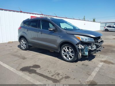 1FMCU9J91EU****** 2014 Ford Escape