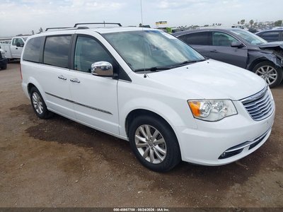 2C4RC1GG8GR****** 2016 Chrysler Town & Country