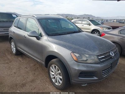 WVGFF9BP0BD****** 2011 Volkswagen Touareg