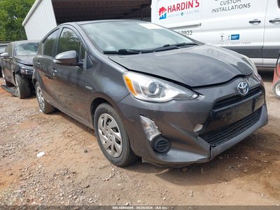 JTDKDTB31F1****** 2015 Toyota Prius C
