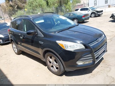 1FMCU0GXXGU****** 2016 Ford Escape