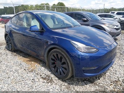 7SAYGDEFXNF****** 2022 Tesla Model Y
