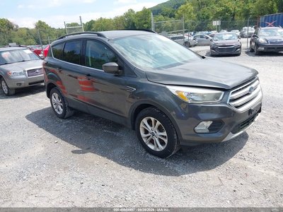 1FMCU0GD5JU****** 2018 Ford Escape