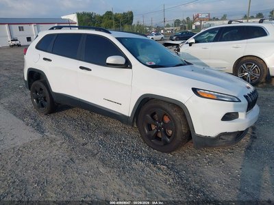 1C4PJLCB4JD****** 2018 Jeep Cherokee