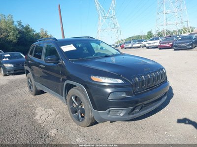 1C4PJMAS6GW****** 2016 Jeep Cherokee