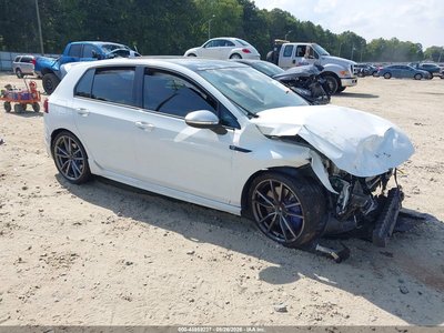 WVWEB7CD9RW****** 2024 Volkswagen Golf R