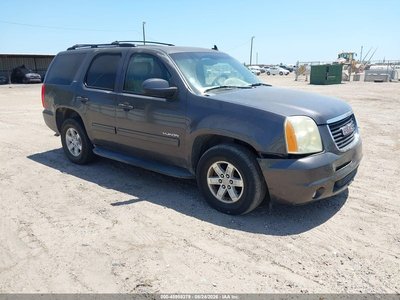 1GKS1CE04BR****** 2011 GMC Yukon