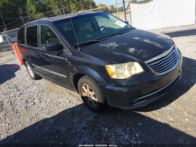 2A4RR5DG3BR****** 2011 Chrysler Town & Country