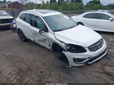 YV4902RS1F2****** 2015 Volvo XC60