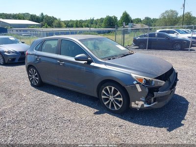 KMHH35LE0JU****** 2018 Hyundai Elantra