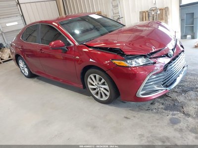 4T1C11AKXNU****** 2022 Toyota Camry