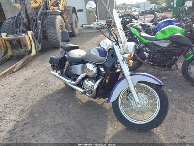 2002 Honda Vt750