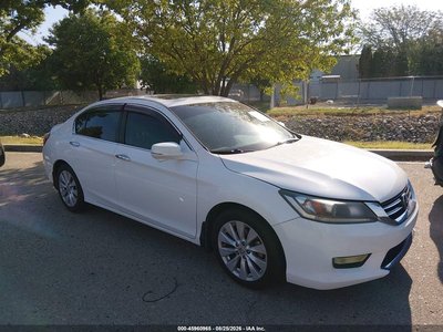 1HGCR2F84EA****** 2014 Honda Accord