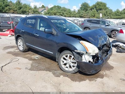 JN8AS5MV0DW****** 2013 Nissan Rogue