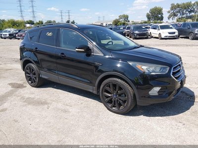 1FMCU9JD6HU****** 2017 Ford Escape