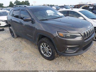 1C4PJMLB6KD****** 2019 Jeep Cherokee