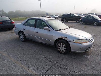 1HGCG66882A****** 2002 Honda Accord
