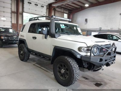 JTEBU4BF9CK****** 2012 Toyota FJ Cruiser
