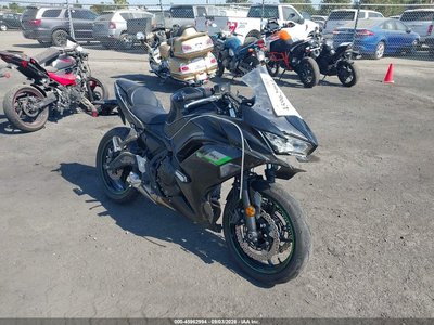 ML5EXER18SD****** 2025 Kawasaki Ninja 650