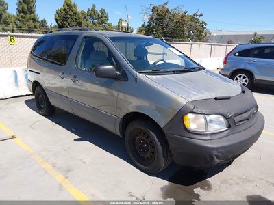 1998 Toyota Sienna