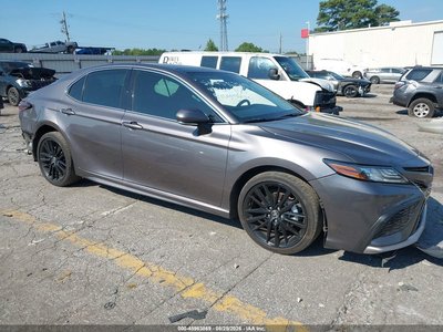 4T1K61AKXNU****** 2022 Toyota Camry