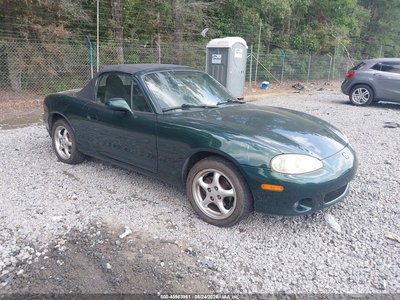 JM1NB353310****** 2001 Mazda MX-5 Miata