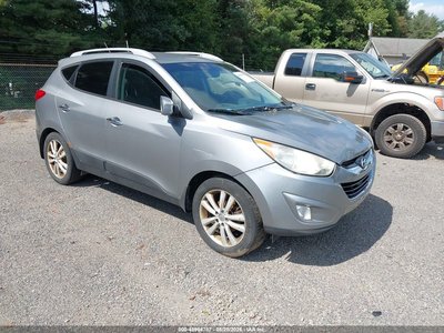 KM8JUCAC5BU****** 2011 Hyundai Tucson