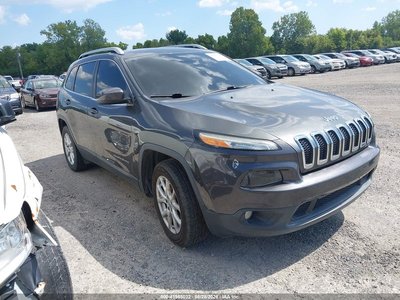 1C4PJLCB7GW****** 2016 Jeep Cherokee