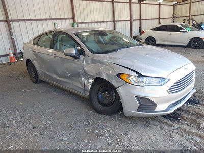 3FA6P0G76KR****** 2019 Ford Fusion