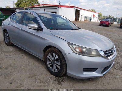 1HGCR2E31DA****** 2013 Honda Accord