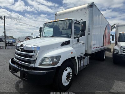 5PVNV8JR4J4****** 2018 Hino 338 Box Truck