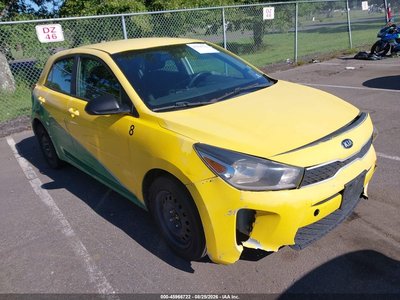 3KPA25AB1JE****** 2018 Kia Rio