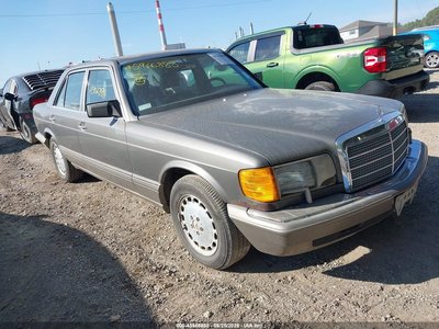 1989 Mercedes-Benz 300 Series