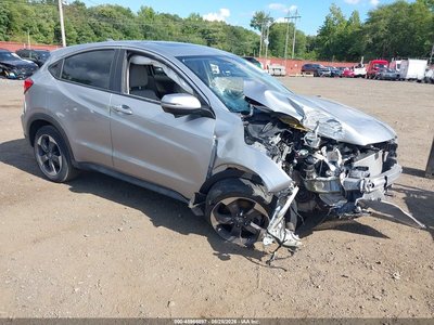 3CZRU6H58JG****** 2018 Honda HR-V