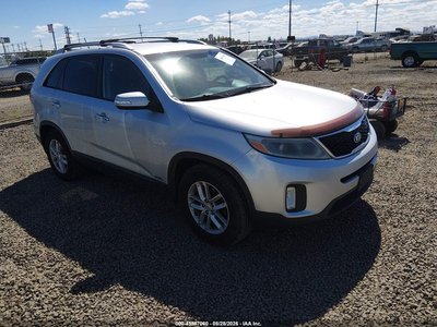 5XYKTDA71EG****** 2014 Kia Sorento