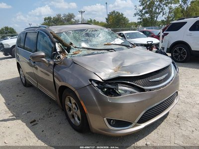 2C4RC1EG0HR****** 2017 Chrysler Pacifica