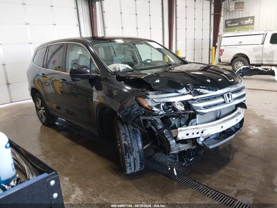 5FNYF6H33HB****** 2017 Honda Pilot