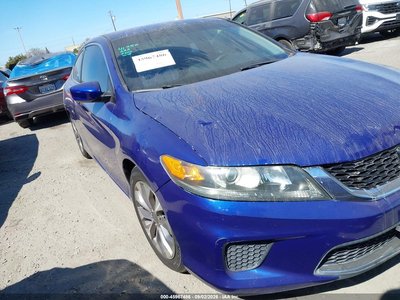 1HGCT1B35DA****** 2013 Honda Accord